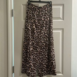 Urban Outfitters leopard skirt szM